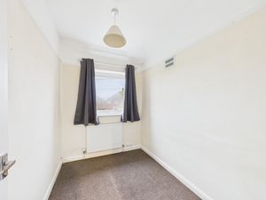 Bedroom- click for photo gallery